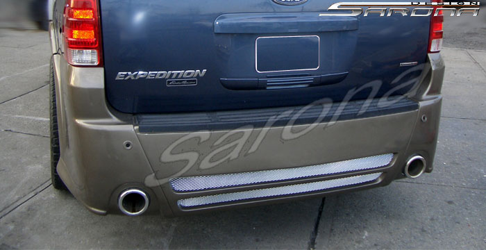 2003-2006 Ford Expedition Rear Bumper 2003-2006 Ford Expedition Rear Bumper