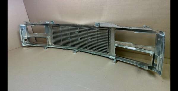 1988-1993 GMC Yukon Grill