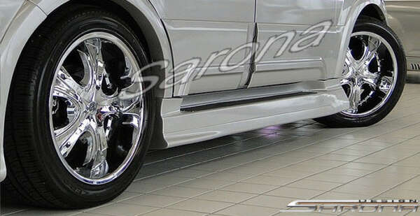 2003-2006 Lincoln Navigator Side Skirts