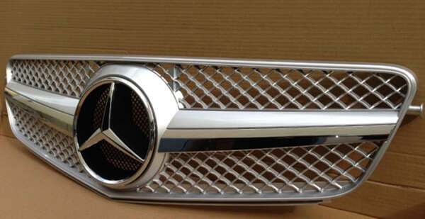 2008-2013 Mercedes-Benz C Class Grill