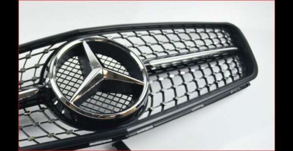 2008-2013 Mercedes-Benz C Class Grill