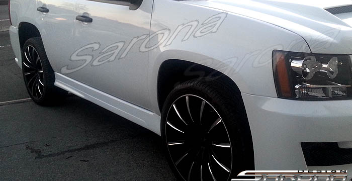 2007-2013 Chevrolet Tahoe Side Skirts 2007-2013 Chevrolet Tahoe Side Skirts