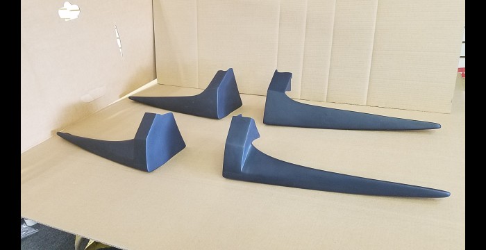 2007-2014 Chevrolet Suburban Side Skirts 2007-2014 Chevrolet Suburban Side Skirts