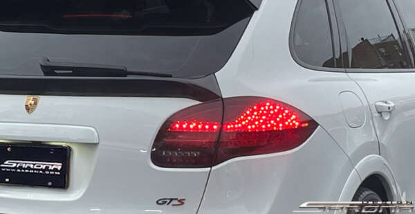 2011-2016 Porsche Cayenne Trunk Wing
